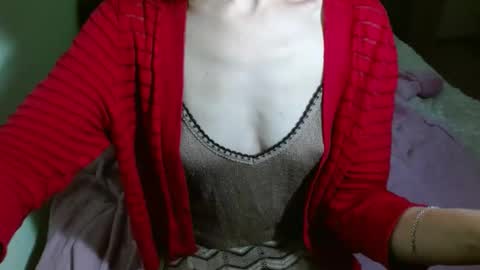 queenoftenderness online show from January 4, 2025, 8:48 pm