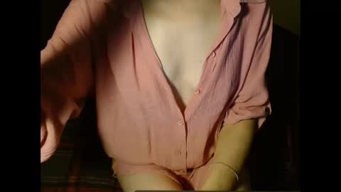 queenoftenderness online show from February 4, 2025, 5:12 pm