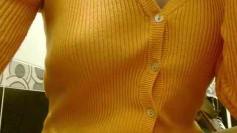 queenoftenderness online show from March 9, 2026, 8:02 pm