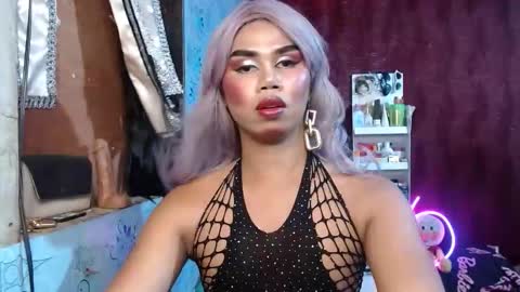 queenpinayebony_xx online show from March 30, 2026, 12:39 pm