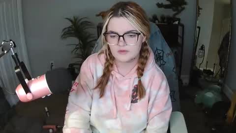 Bri online show from February 11, 2026, 3:55 am