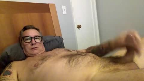 Snapshot of quietmature chatting on February 25, 2026, 12:42 am quietmature online show from February 25, 2026, 12:42 am