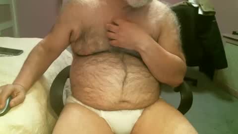 Snapshot of quietnshy2 chatting on March 5, 2025, 4:24 am quietnshy2 online show from March 5, 2025, 4:24 am