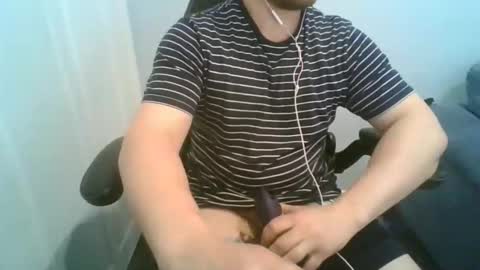 Snapshot of quite_toey chatting on October 8, 2025, 12:52 am quite_toey online show from October 8, 2025, 12:52 am