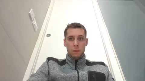 qwerty96cuck96 online show from January 5, 2025, 8:42 pm