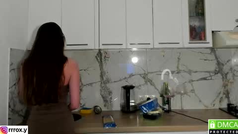 r00xvel online show from January 18, 2026, 1:04 pm