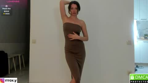 r00xvel online show from April 3, 2026, 3:21 pm