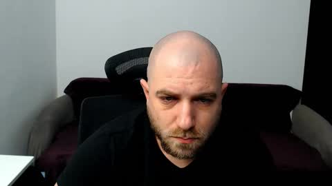 R0bila online show from September 28, 2025, 8:25 pm