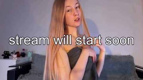 sweet Vivi online show from March 17, 2026, 4:28 am