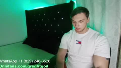 Snapshot of r9dima1998 chatting on February 22, 2025, 2:28 am Dmitry online show from February 22, 2025, 2:28 am