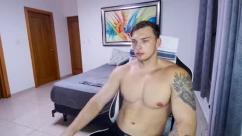 Snapshot of r9dima1998 chatting on September 15, 2025, 2:33 am Dmitry online show from September 15, 2025, 2:33 am