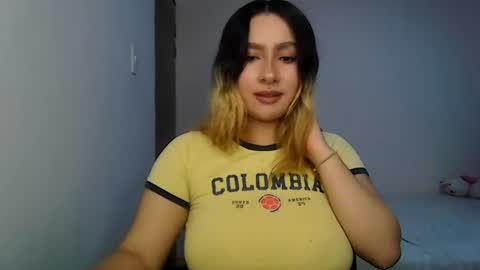 Snapshot of racchell_g22 chatting on July 11, 2026, 9:27 pm Racchell g22 online show from July 11, 2026, 9:27 pm