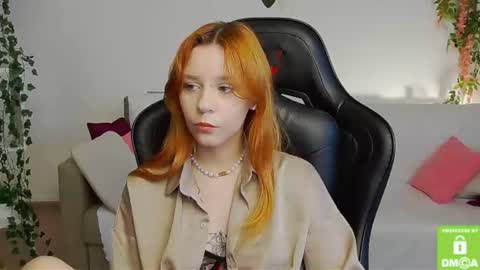 Snapshot of rachel__lips chatting on June 24, 2026, 8:02 am rachel__lips online show from June 24, 2026, 8:02 am