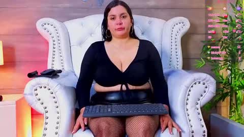 Snapshot of rachel_carlton chatting on June 2, 2026, 11:51 pm Rachel online show from June 2, 2026, 11:51 pm