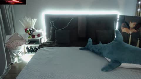 Call me Miss. online show from December 20, 2024, 3:53 pm