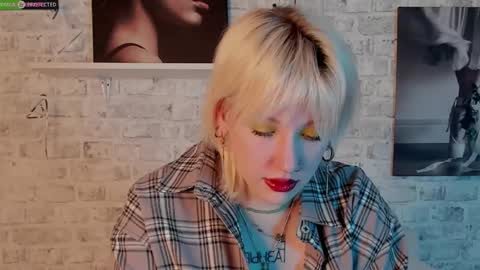 RachelCart online show from February 24, 2025, 3:33 am