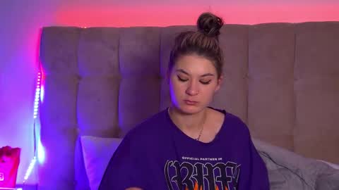 RachellSimpson online show from March 5, 2025, 5:07 am