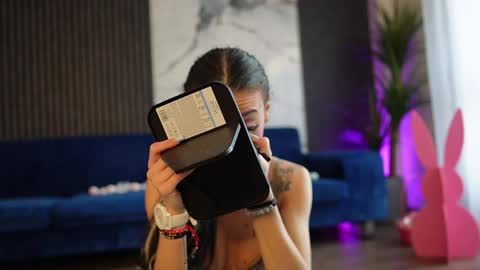 Ann online show from April 6, 2026, 4:46 am