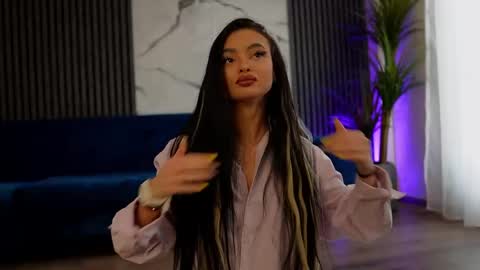 Ann online show from April 21, 2026, 4:19 am