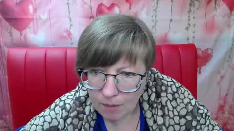 Snapshot of radachudna chatting on April 19, 2026, 5:12 pm RadaChudna online show from April 19, 2026, 5:12 pm