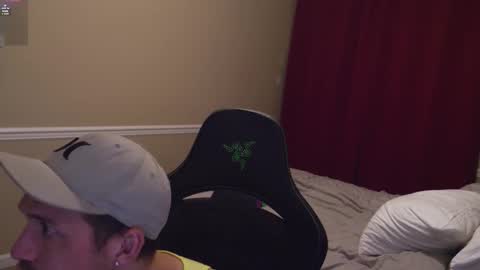 Snapshot of rado970 chatting on November 12, 2025, 6:25 am Lauren online show from November 12, 2025, 6:25 am