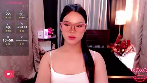 raeganclinton online show from September 30, 2025, 12:04 am