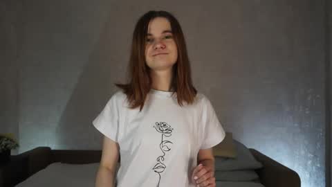 Scarlett online show from April 19, 2026, 6:02 am