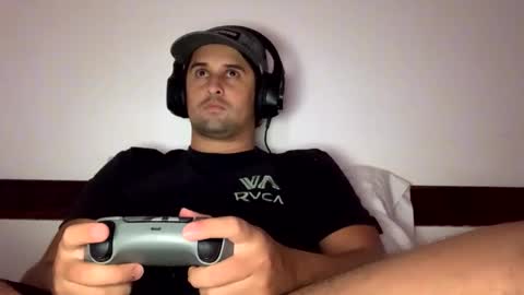 Snapshot of rafabuscub chatting on April 9, 2026, 3:28 pm Rapha777 online show from April 9, 2026, 3:28 pm