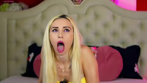 Snapshot of ragazzabellasquirt chatting on June 2, 2026, 5:20 am ragazzabellasquirt online show from June 2, 2026, 5:20 am