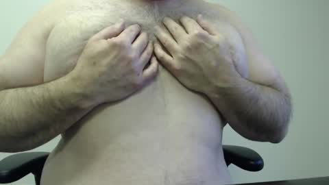 Snapshot of ragin_hardon001 chatting on January 9, 2025, 3:55 pm Ray online show from January 9, 2025, 3:55 pm