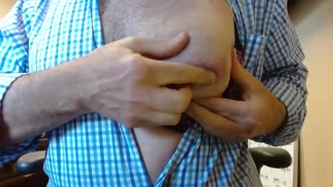 Snapshot of ragin_hardon001 chatting on September 10, 2025, 2:28 pm Ray online show from September 10, 2025, 2:28 pm