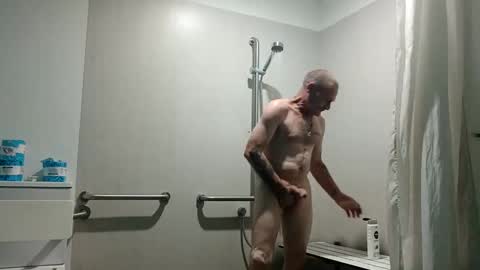 Snapshot of ragingzef69 chatting on February 3, 2025, 5:14 pm Bigthickdickinvic online show from February 3, 2025, 5:14 pm