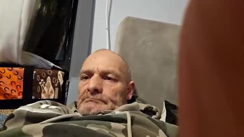 Snapshot of ragingzef69 chatting on May 20, 2026, 6:58 pm Bigthickdickinvic online show from May 20, 2026, 6:58 pm