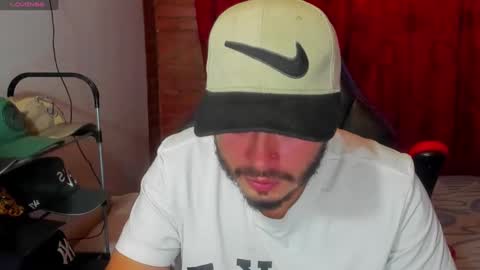 ragnar_lothbrok77 online show from March 11, 2025, 1:37 am