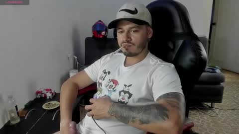 ragnar_lothbrok77 online show from October 24, 2025, 7:43 pm