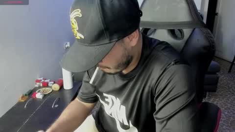 ragnar_lothbrok77 online show from November 5, 2025, 11:27 pm