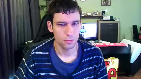 Snapshot of raimondo32 chatting on January 13, 2025, 10:03 am Raimondo te Paste online show from January 13, 2025, 10:03 am