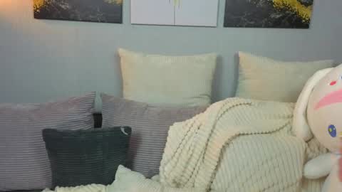 Snapshot of rainevi chatting on April 24, 2026, 3:14 pm rainevi online show from April 24, 2026, 3:14 pm