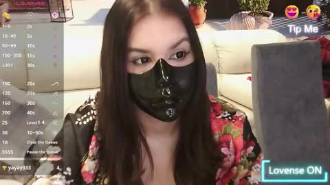 rainyvibe_ online show from February 27, 2026, 9:15 pm