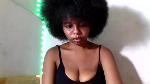 raissa38 online show from January 15, 2026, 11:15 am