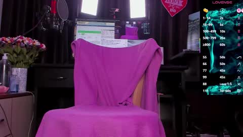 Laura online show from January 12, 2026, 3:34 am