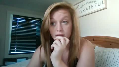 raisydainbow online show from November 3, 2025, 5:58 pm