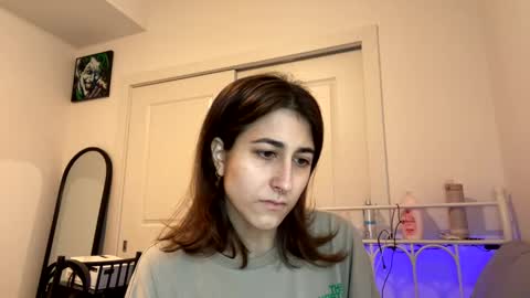 Ray Ray online show from January 4, 2025, 4:44 am