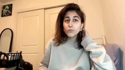 Ray Ray online show from January 5, 2025, 4:04 am