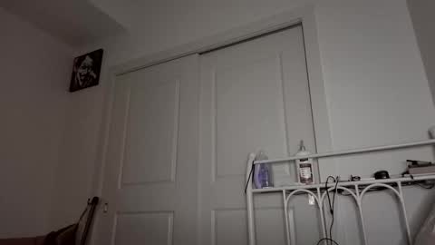 Ray Ray online show from September 24, 2025, 4:38 am