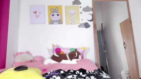 Snapshot of rajjnar_nina chatting on January 7, 2025, 11:56 pm Nina online show from January 7, 2025, 11:56 pm