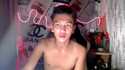 ralfhuge24 online show from October 31, 2025, 9:05 pm