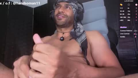 ralfvoss online show from October 12, 2025, 10:42 pm