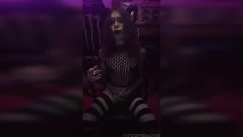 ramona_femboy online show from February 4, 2026, 1:55 am