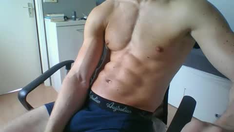 Snapshot of ramonjoosse2001 chatting on May 19, 2026, 11:27 am ramonjoosse2001 online show from May 19, 2026, 11:27 am